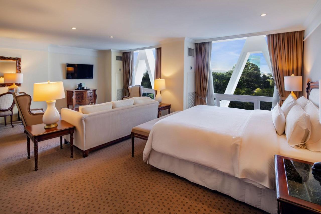 Отель The Westin Camino Real, Guatemala Экстерьер фото