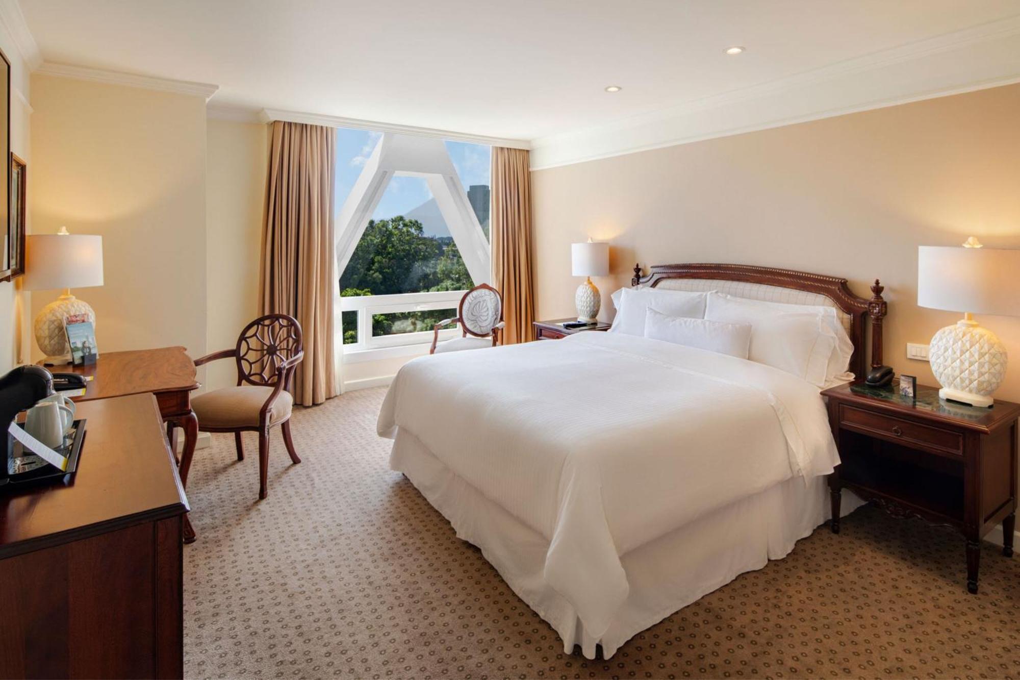 Отель The Westin Camino Real, Guatemala Экстерьер фото