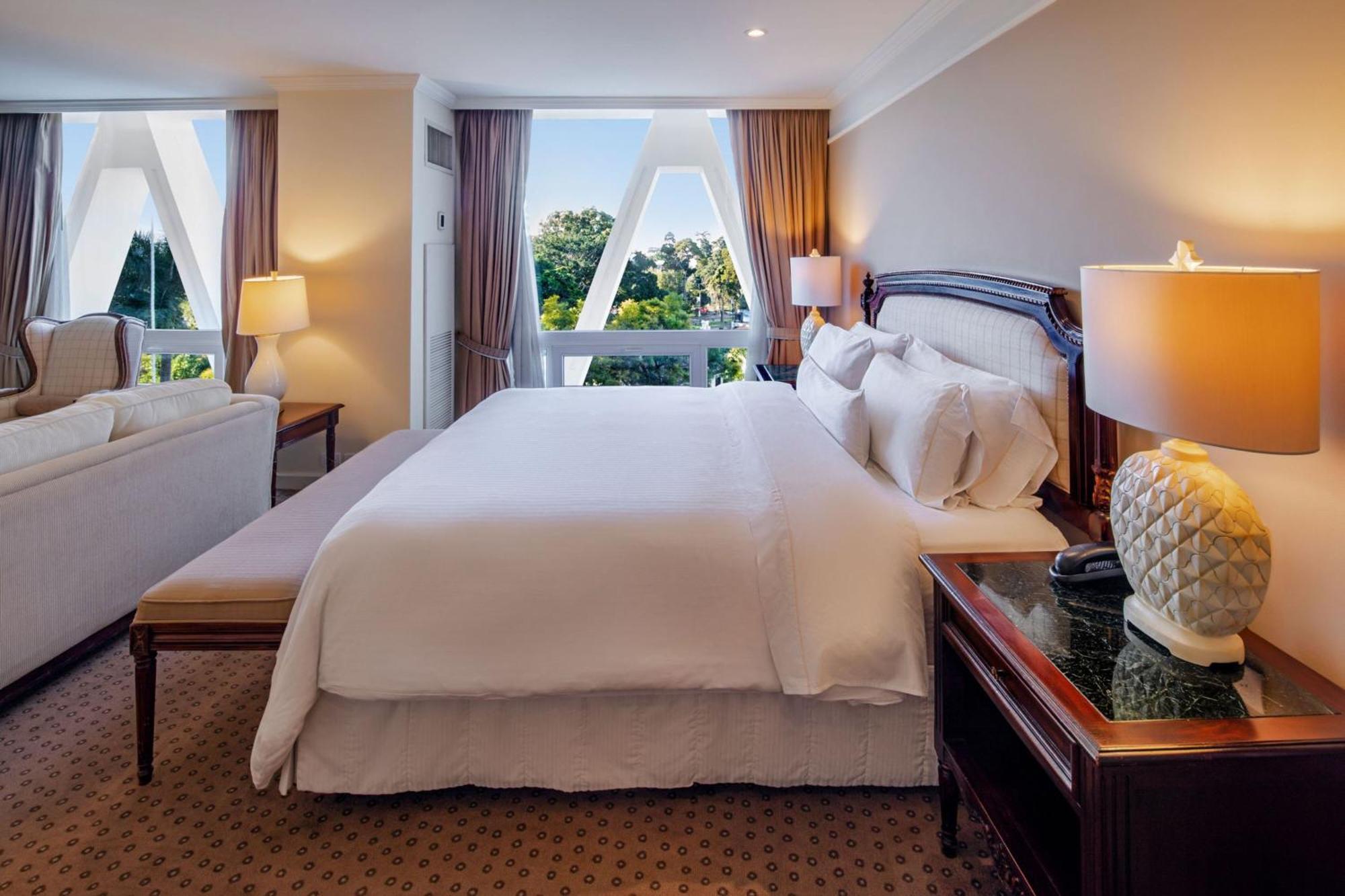 Отель The Westin Camino Real, Guatemala Экстерьер фото