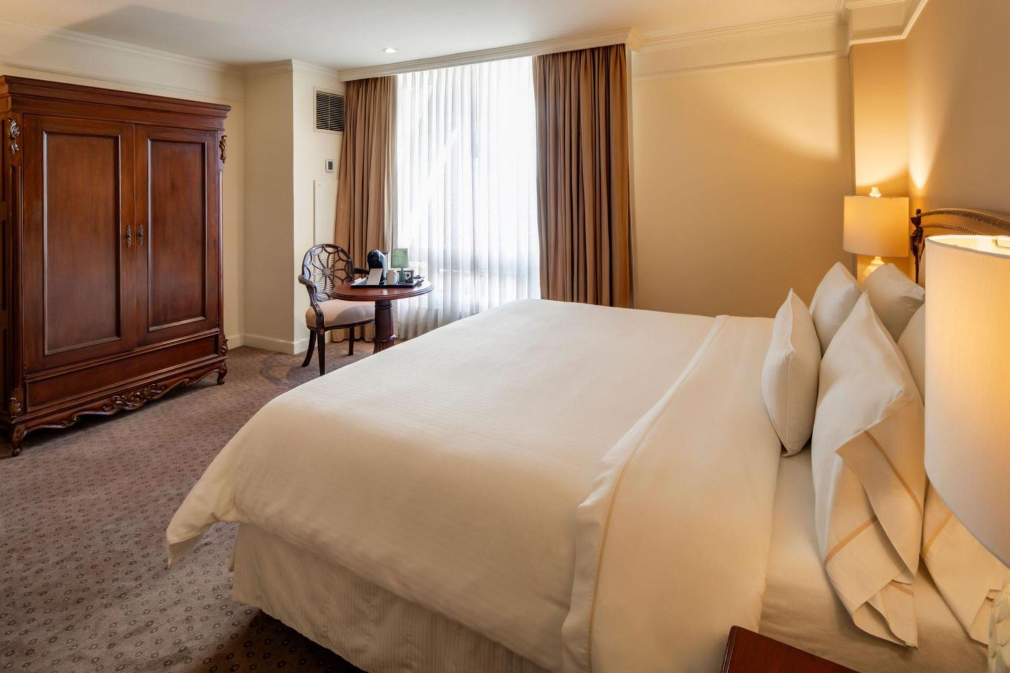 Отель The Westin Camino Real, Guatemala Экстерьер фото