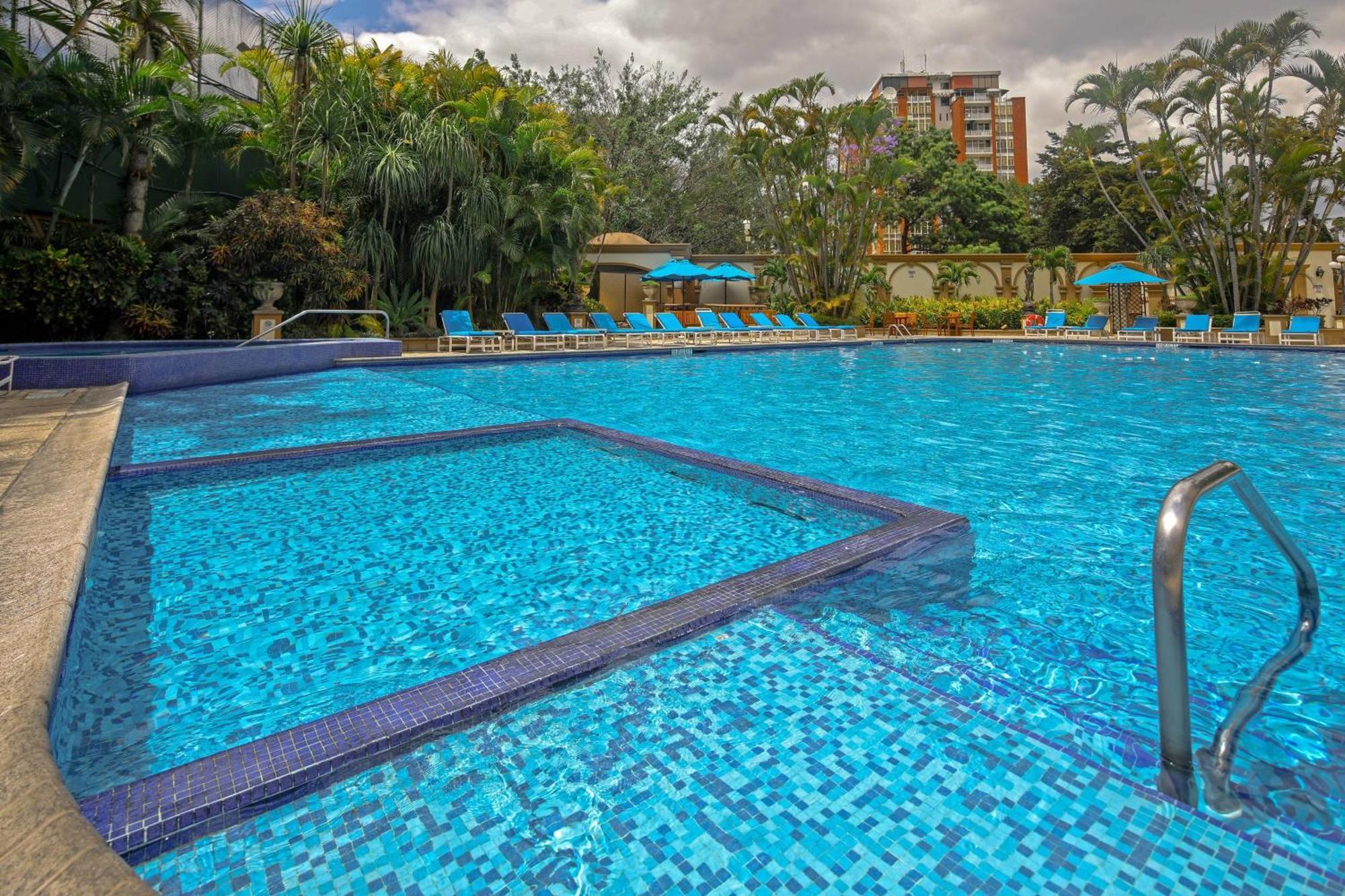 Отель The Westin Camino Real, Guatemala Экстерьер фото